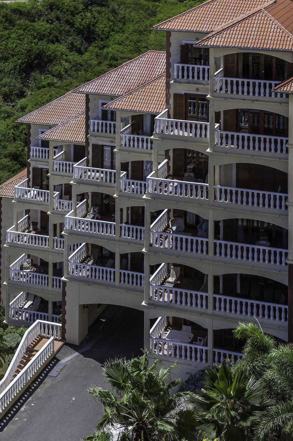 Princess Heights Luxury Condo Hotel Oyster Pond Exterior foto